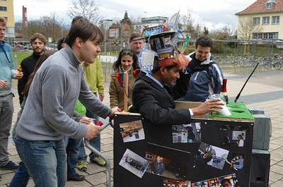 130411-pandi-defense07.jpg