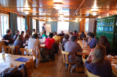 130930-fallschool02.jpg